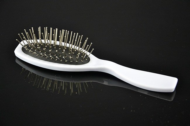 Parukový kartáč na paruky, barva bílá