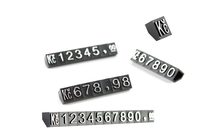 Plastové cenovky stříbrný prolis  6x9mm 1x řada Kč