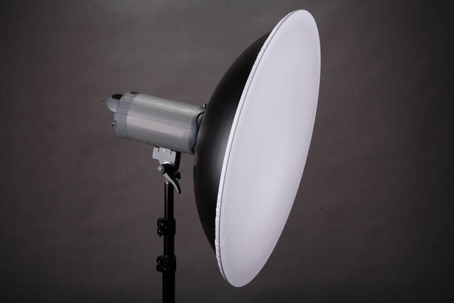 Beauty dish s voštinou a difuzérem 70 cm stříbrný