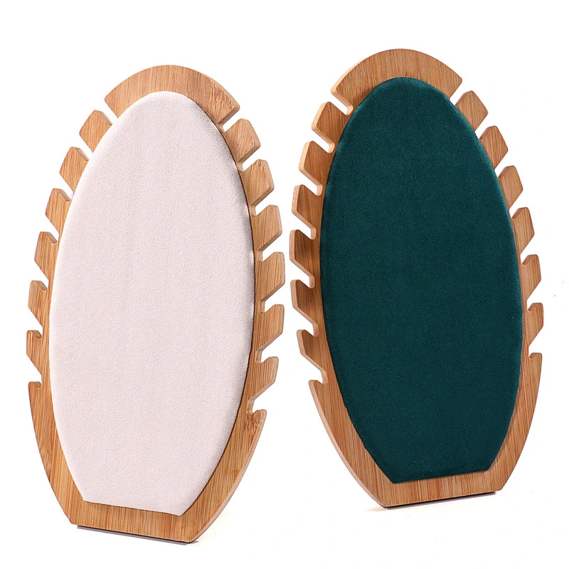 Dekolt, stojánek, stojan na šperky oválný bílý