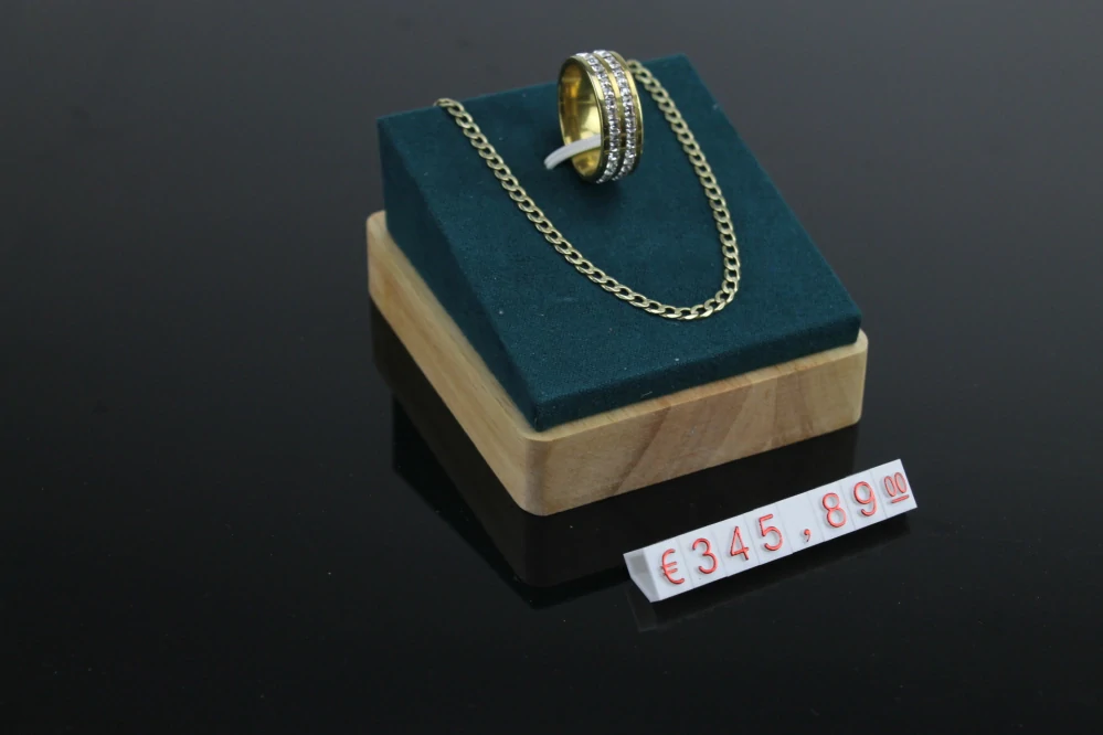 Plastové cenovky červené, bílé 6x9mm 20x řada €,$,¥