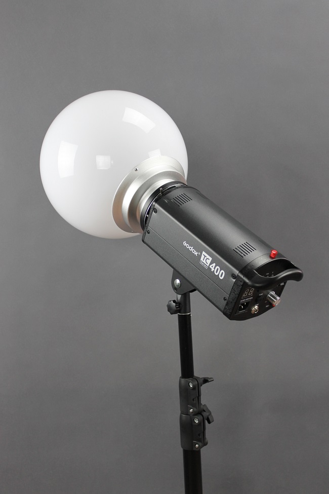 Kulový difuzér 30cm pro studiový blesk koule