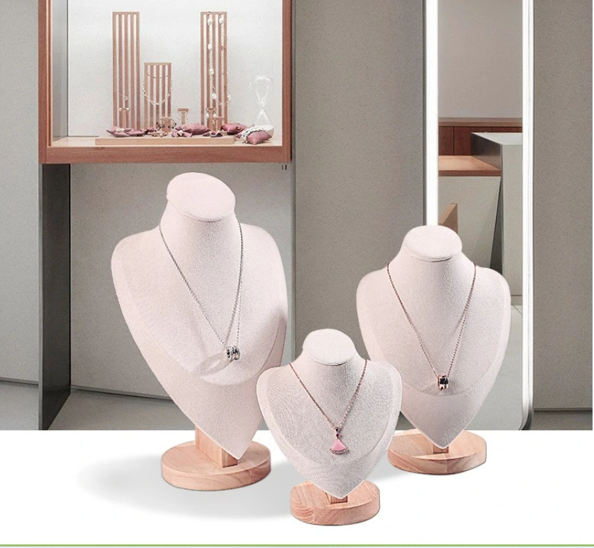 Stojánek, dekolt na šperky výška 17cm bílá