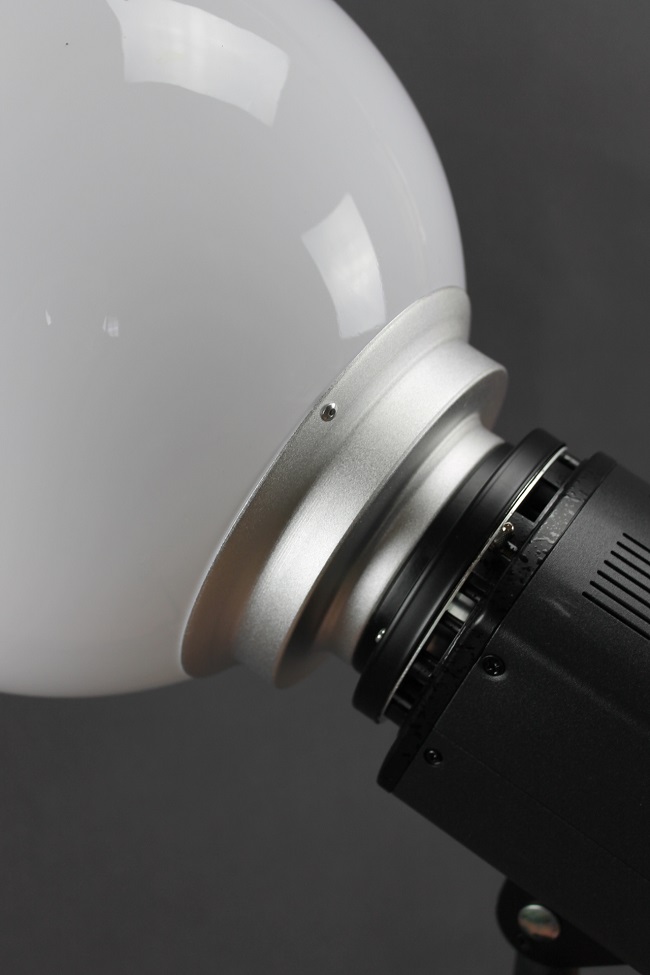 Kulový difuzér 30cm pro studiový blesk koule