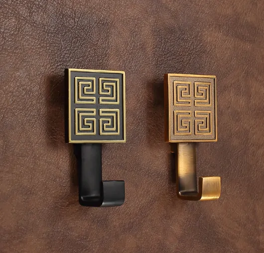 Nábytkový věšák neo China style barva měď