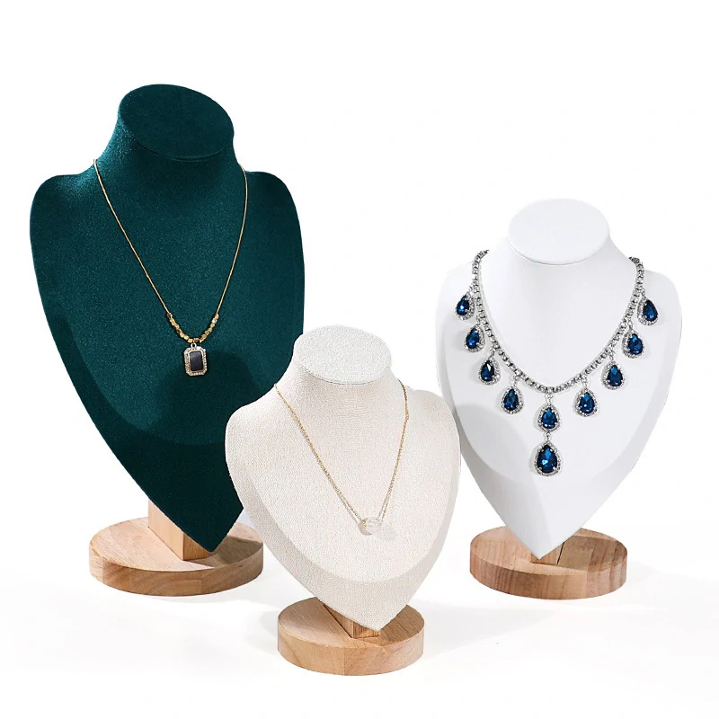 Stojánek, dekolt na šperky výška 17cm bílá