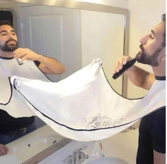 Zástěra na holení vousů s přísavkami