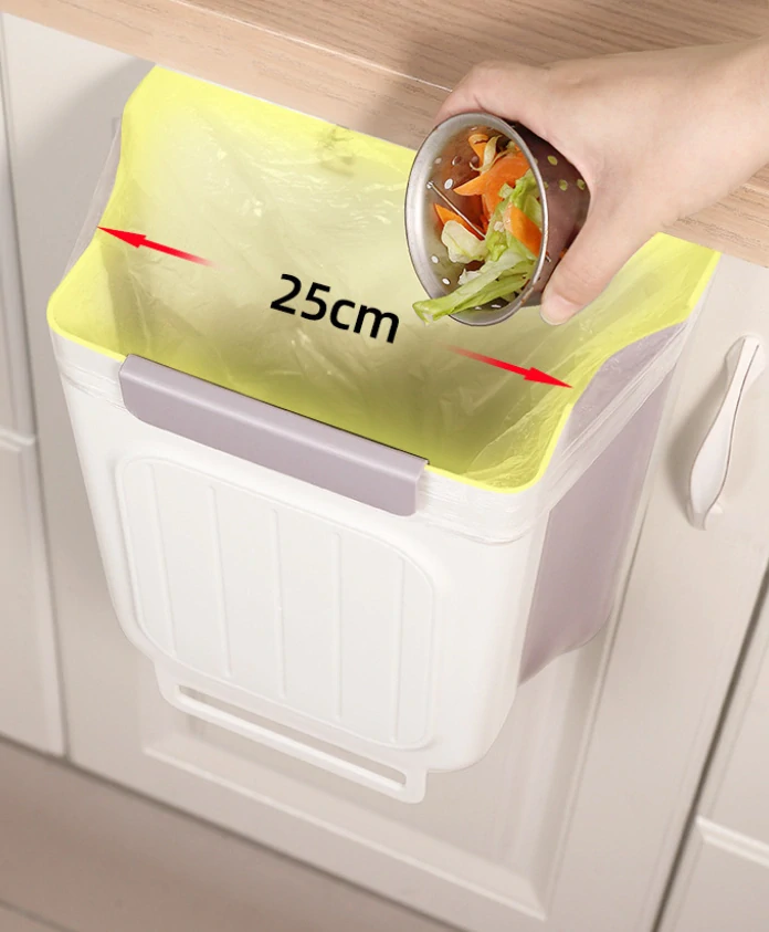 Skládací odpadkový koš na kuchyňská dvířka – 4.3 l (šedá varianta)