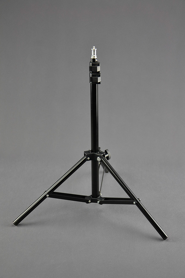 Stativ pro studiové světlo 136cm