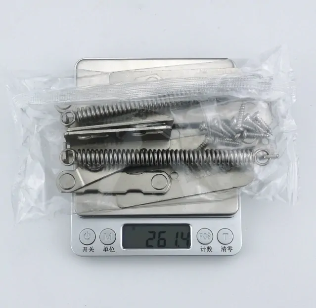 Výklopné nábytkové panty 80°