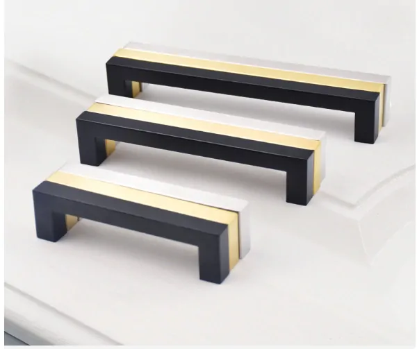 Nerezové madlo 268mm zlaté 12x12mm