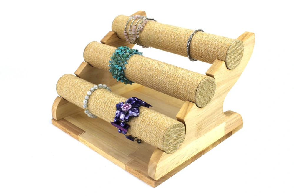 Stojánek, dekolt na náramky 3 patra sisálová textílie