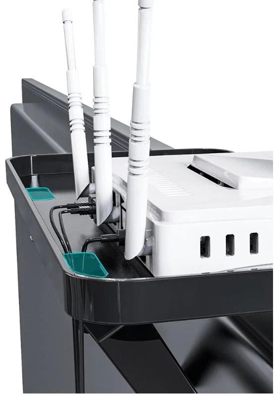 Polička na televizi