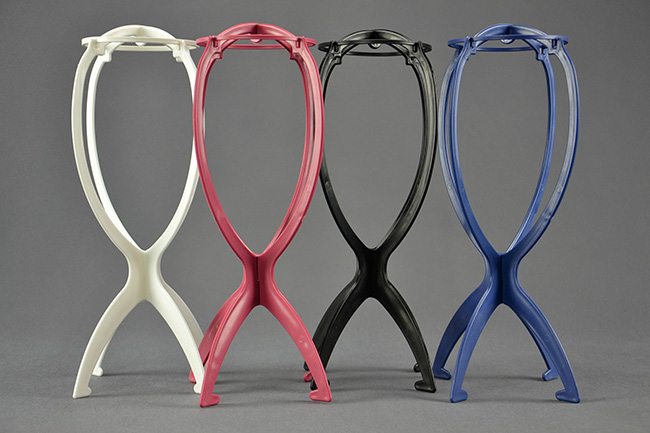 Stojánek na paruku, stojan na paruku černý