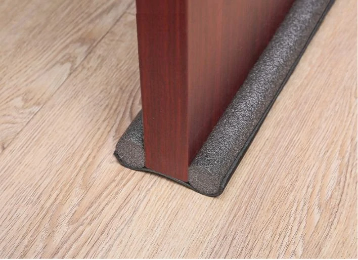 Oboustranná těsnící lišta pod dveře – bílá