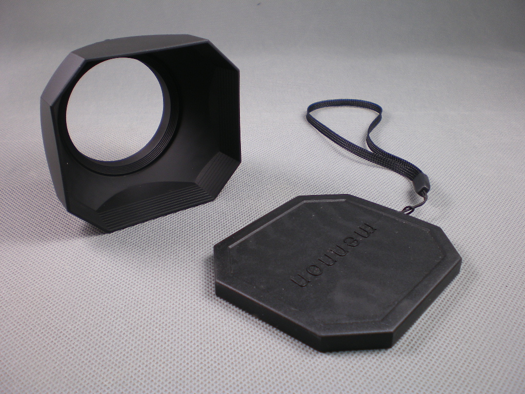 Sluneční clona pro kameru + krytka 58mm