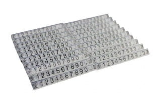 Plastové cenovky černé, průhledné 6x9mm 20x řada €