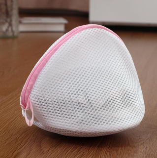 Prací košík, sáček na praní podprsenek 15x16cm mušle